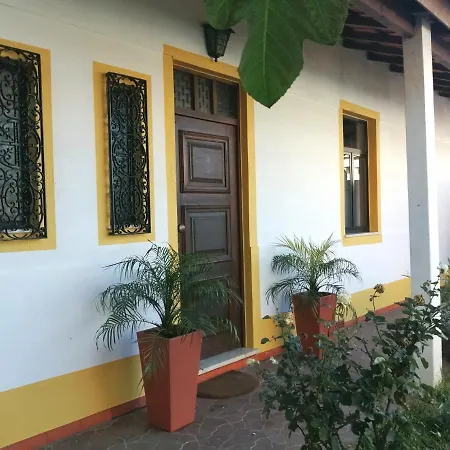 Bed and breakfast Casa Dos Pingos De Mel